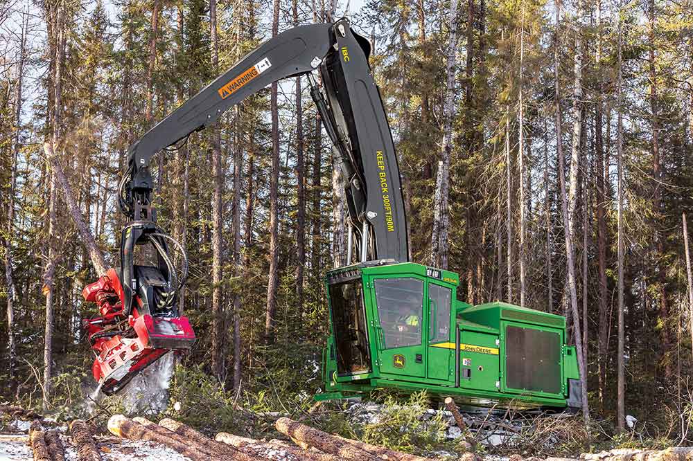 New From John Deere: 900 MH-Series Tracked Harvester With Intelligent Boom Control