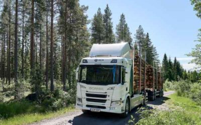 ‘First’ Electric Log Truck Now Working In Sweden